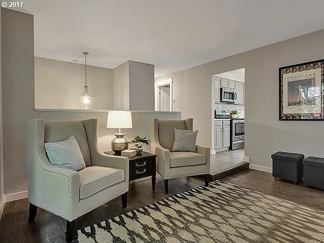 18660 Midhill Cir - Thumbnail 5