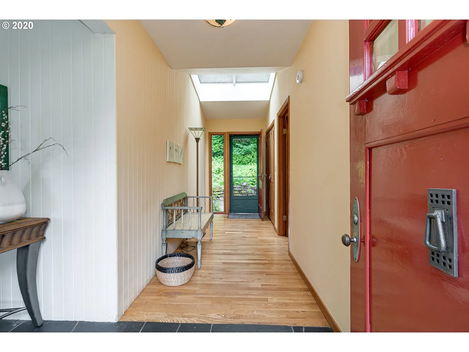 18734 Upper Midhill Dr - Thumbnail 2