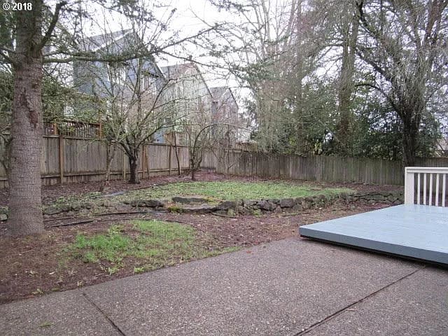 17665 SW Janell Ct - Thumbnail 2