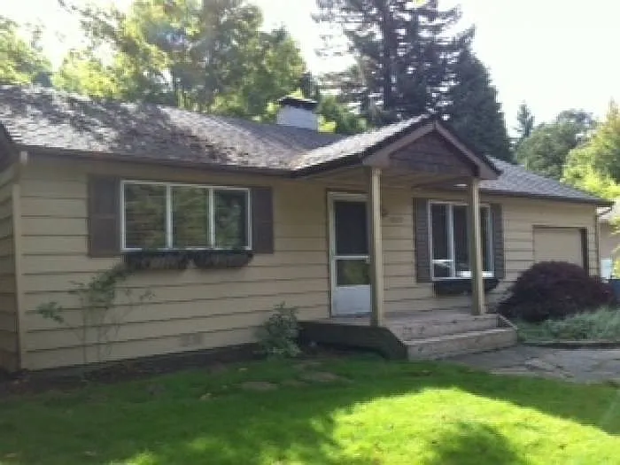 18355 Lower Midhill Dr