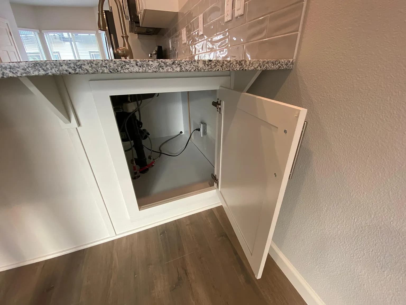 8883 SW Elena Ln - Thumbnail 6