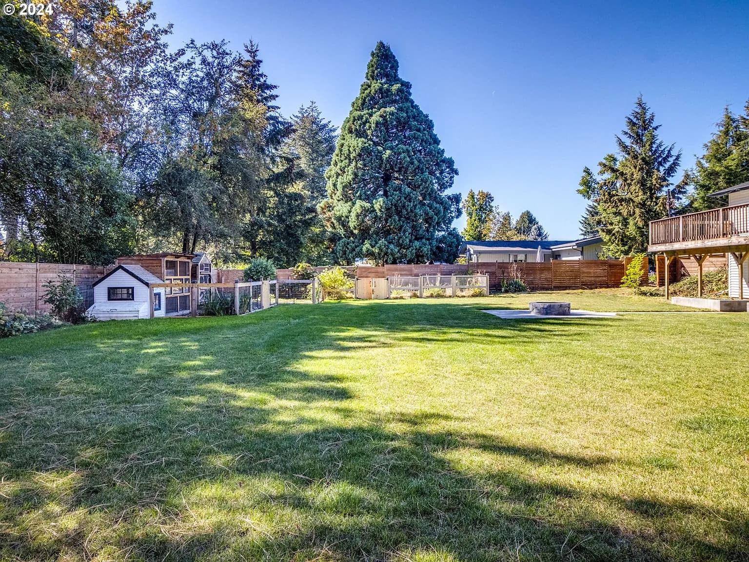 12220 SW Summer St - Thumbnail 4