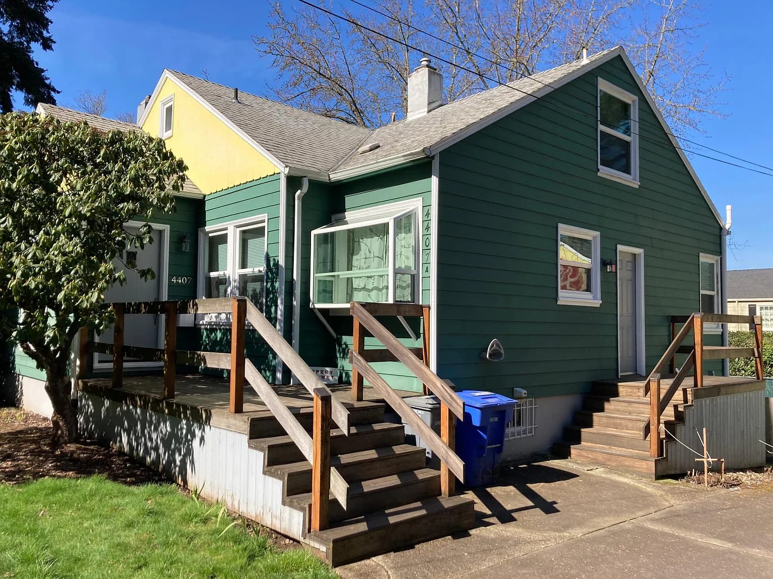 4407 SE Tibbetts St UNIT A - Thumbnail 3