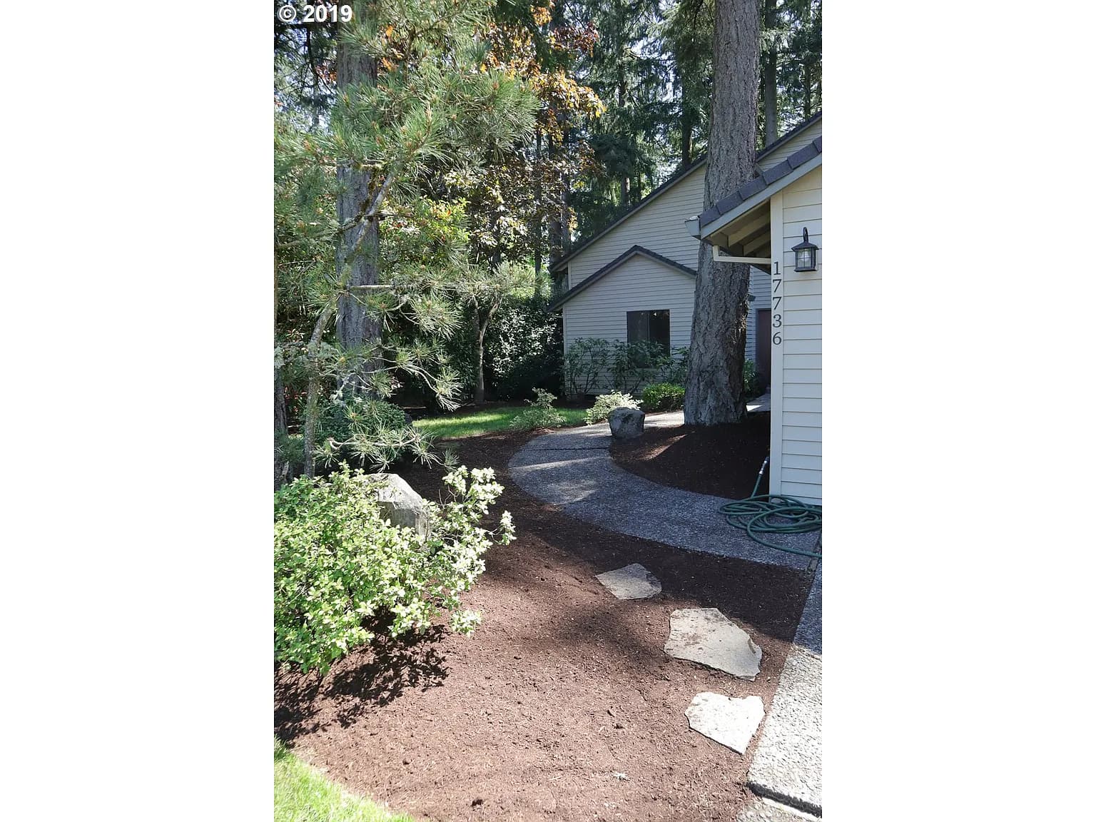 17736 SW Pointe Forest Ct - Thumbnail 4