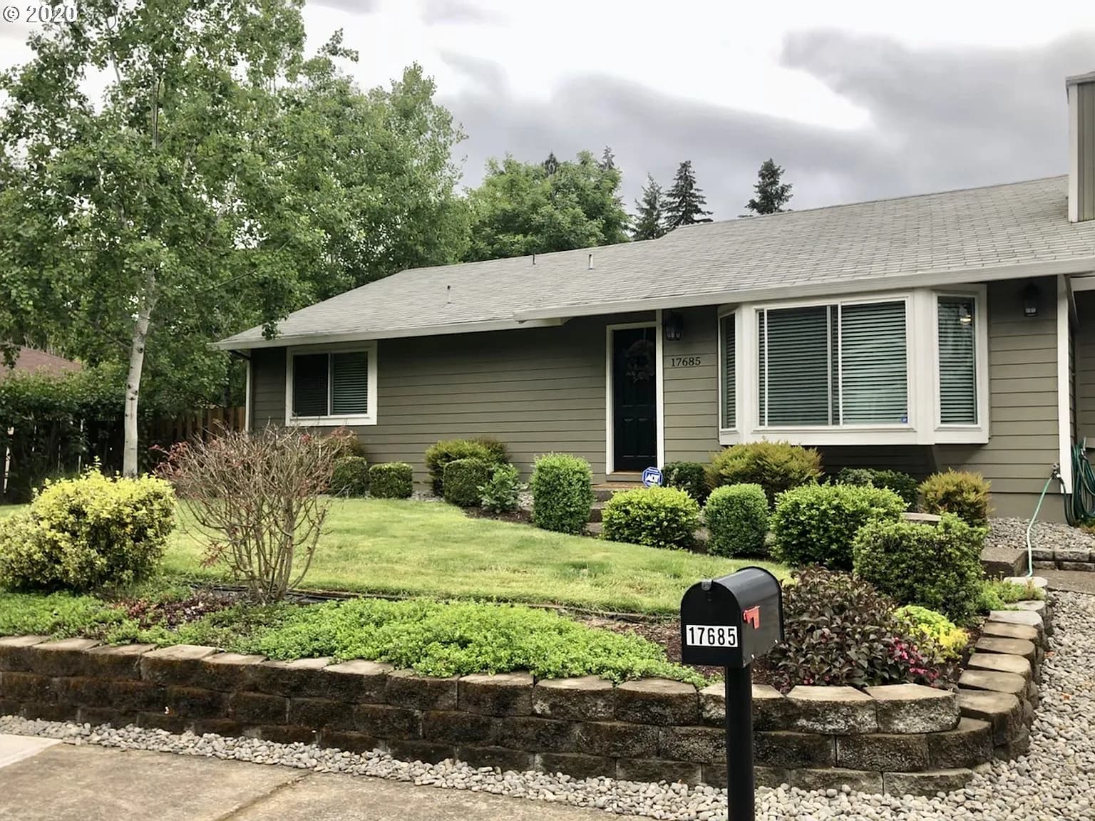 17685 SW Marty Ln - Thumbnail 2