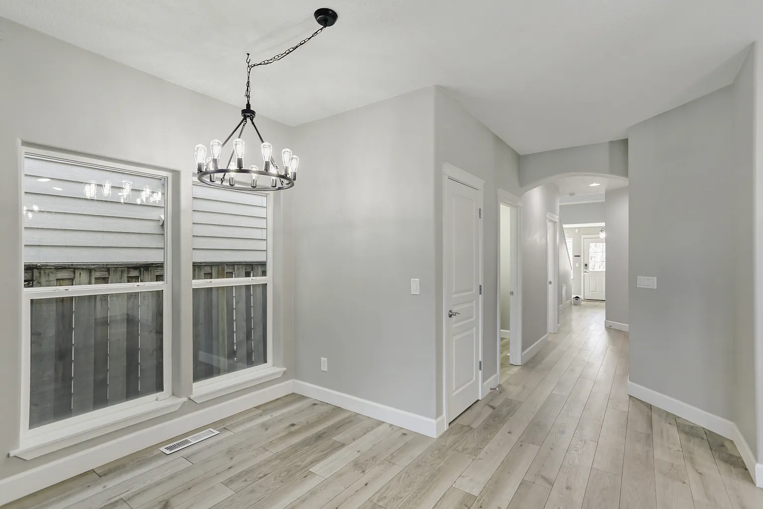 16603 SW 134th Ter - Thumbnail 4