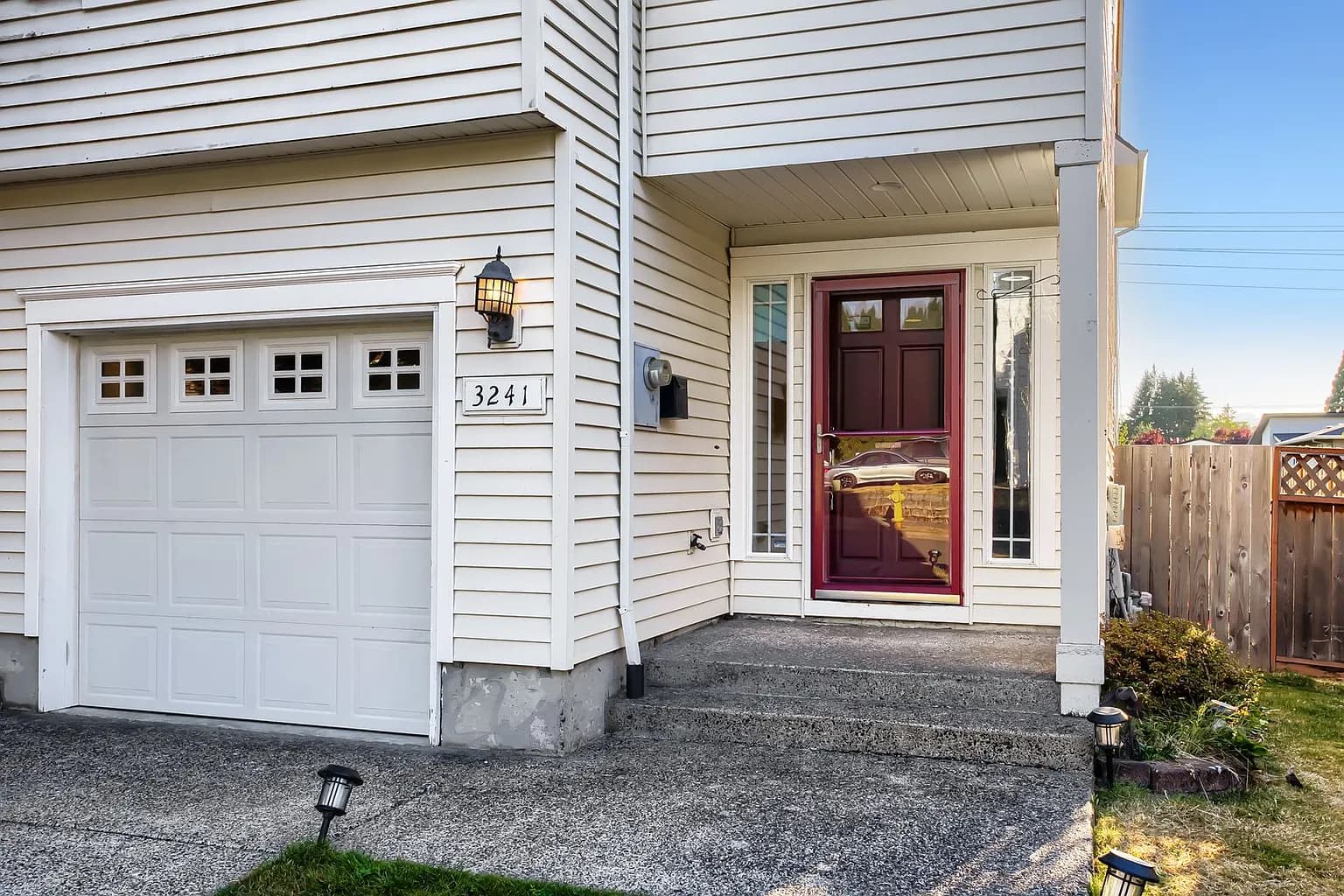 3241 NW Banff Dr - Thumbnail 2