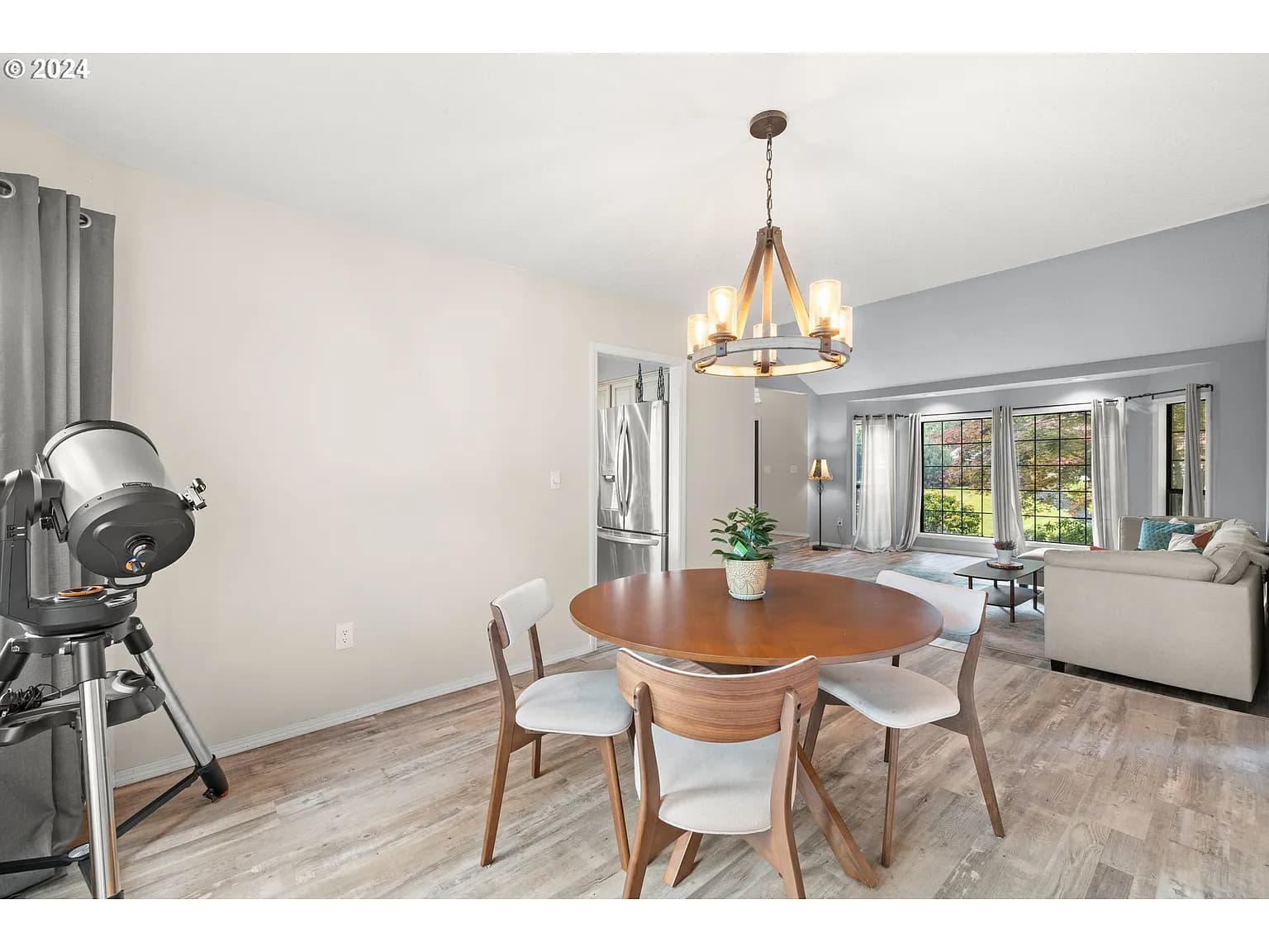 1390 Skye Ct - Thumbnail 6