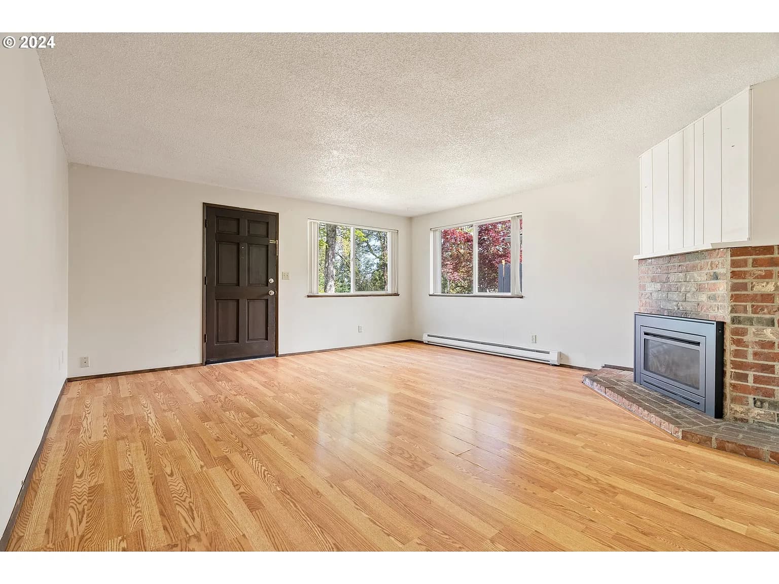 18616 Midhill Cir - Thumbnail 3