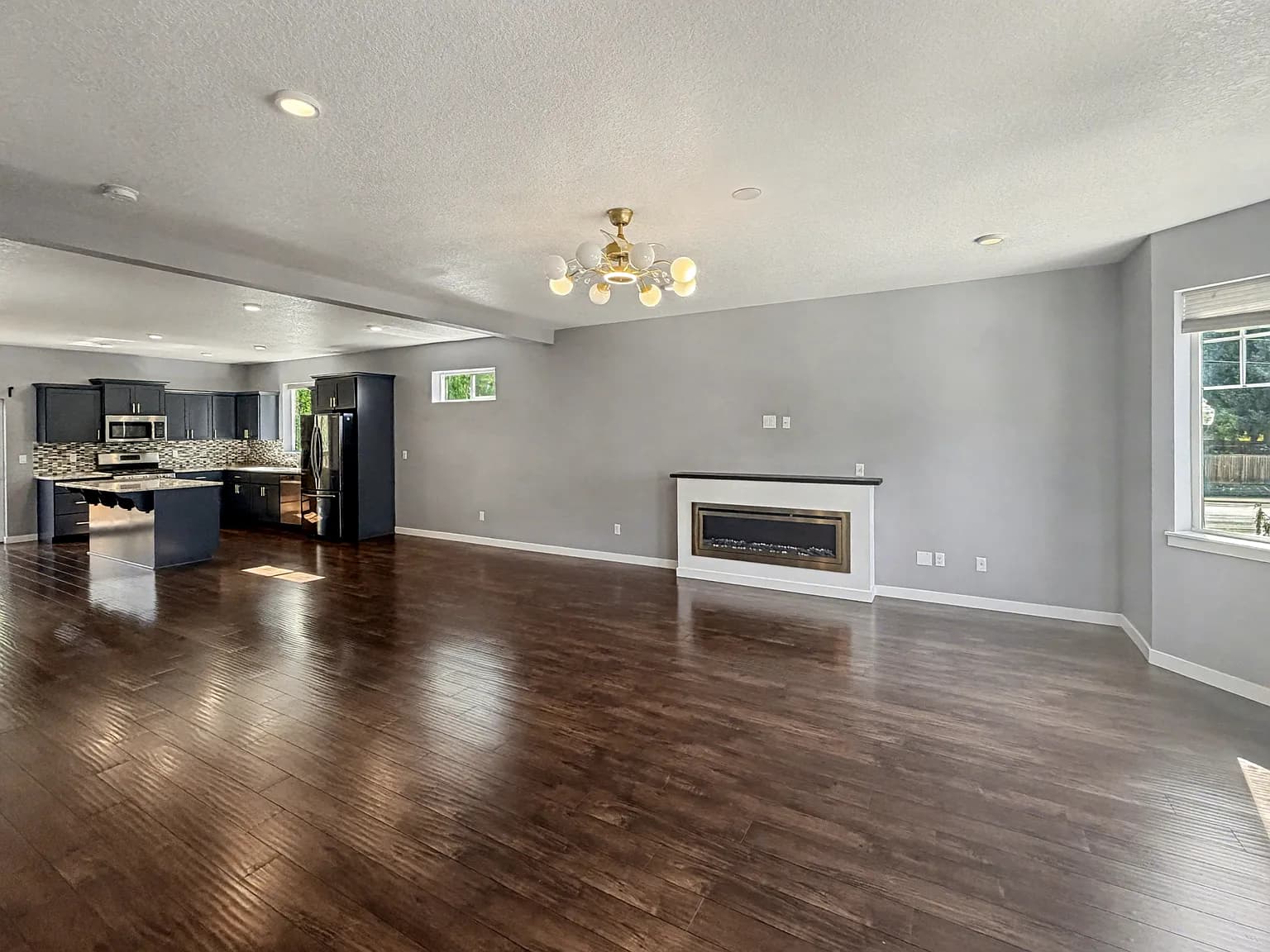 588 SW 197th Pl - Thumbnail 6