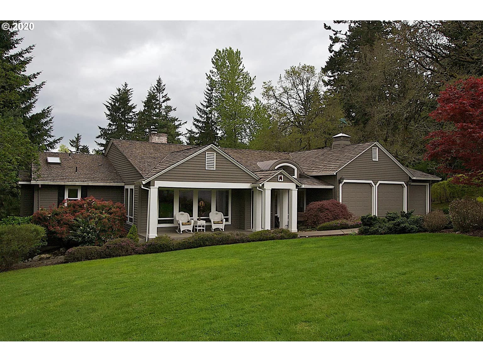 18026 Skyland Cir - Thumbnail 3