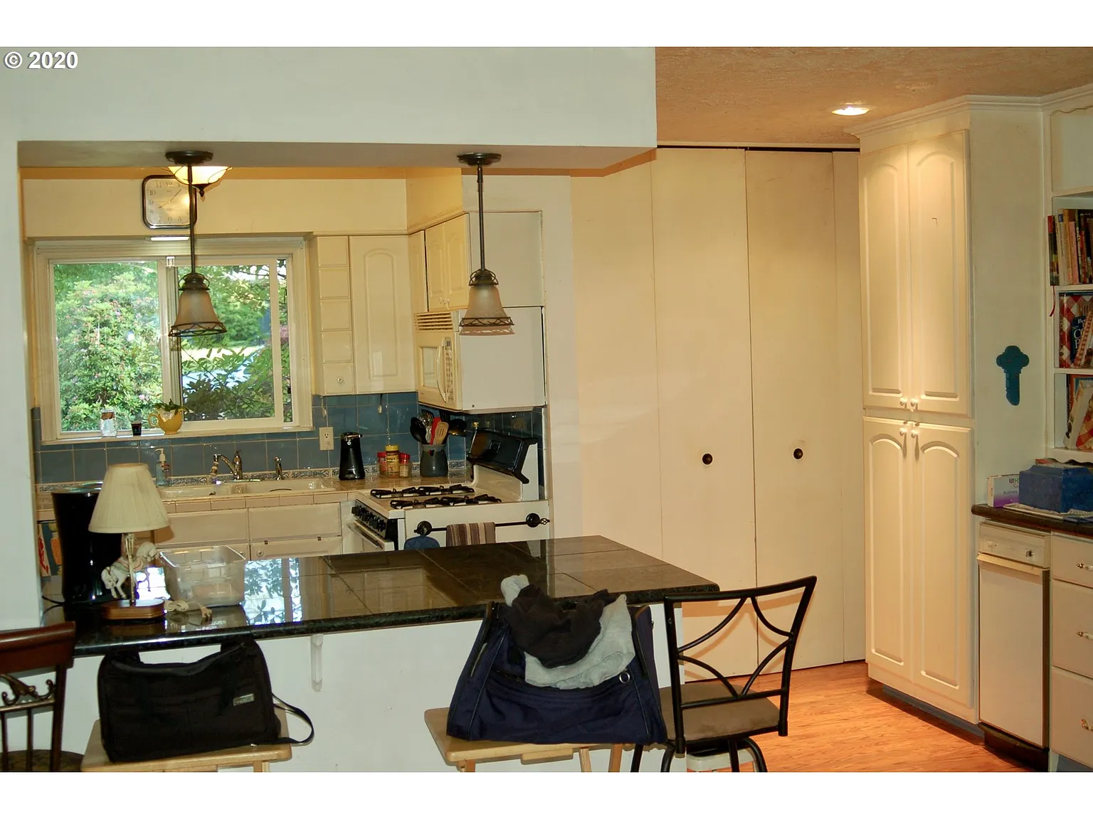 12280 SW Summer St - Thumbnail 3