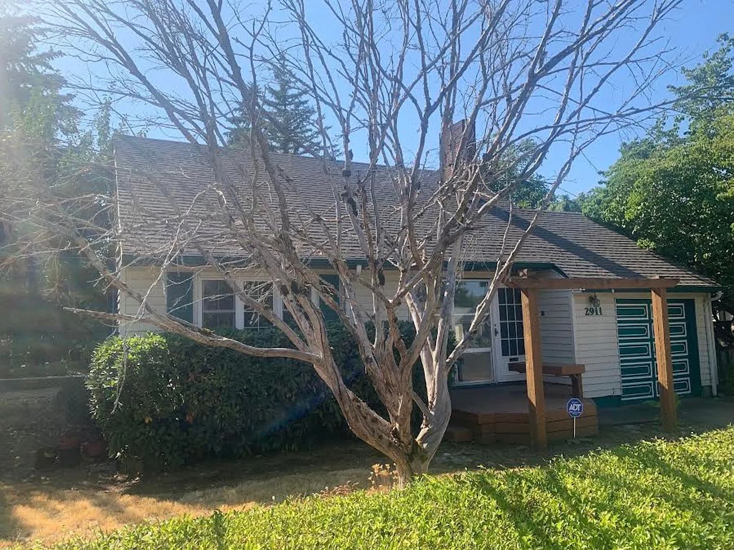 2911 SE 164th Ave - Thumbnail 2