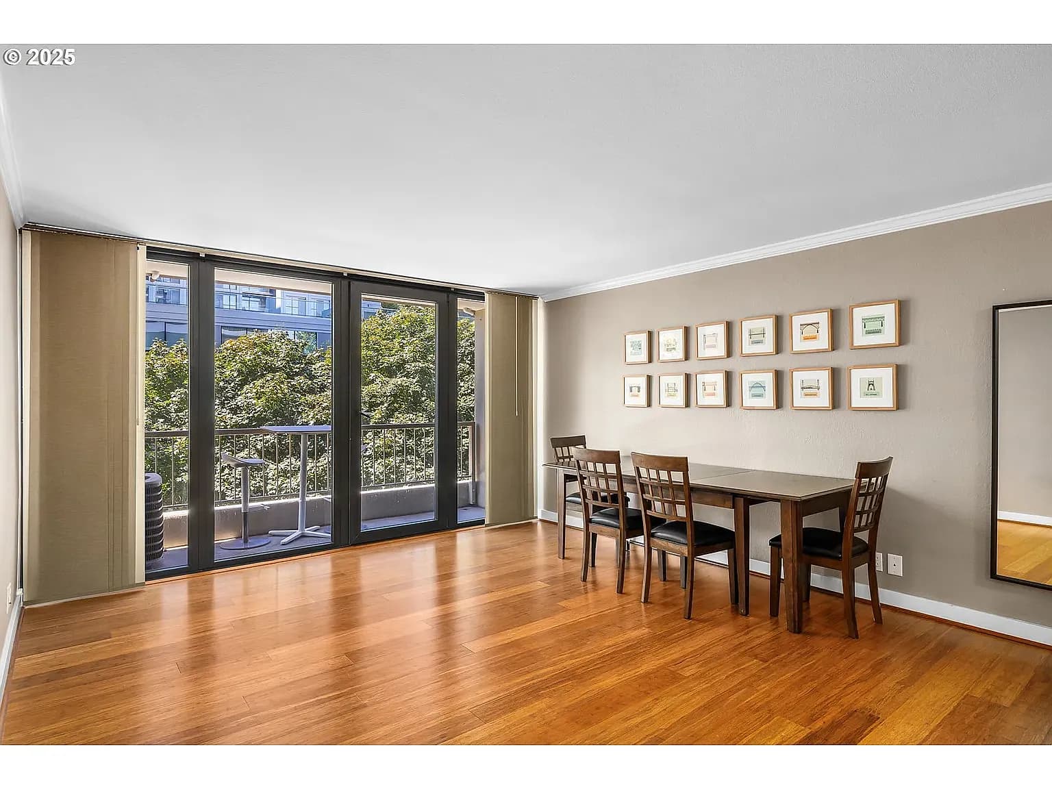 255 SW Harrison St APT 4C - Thumbnail 3