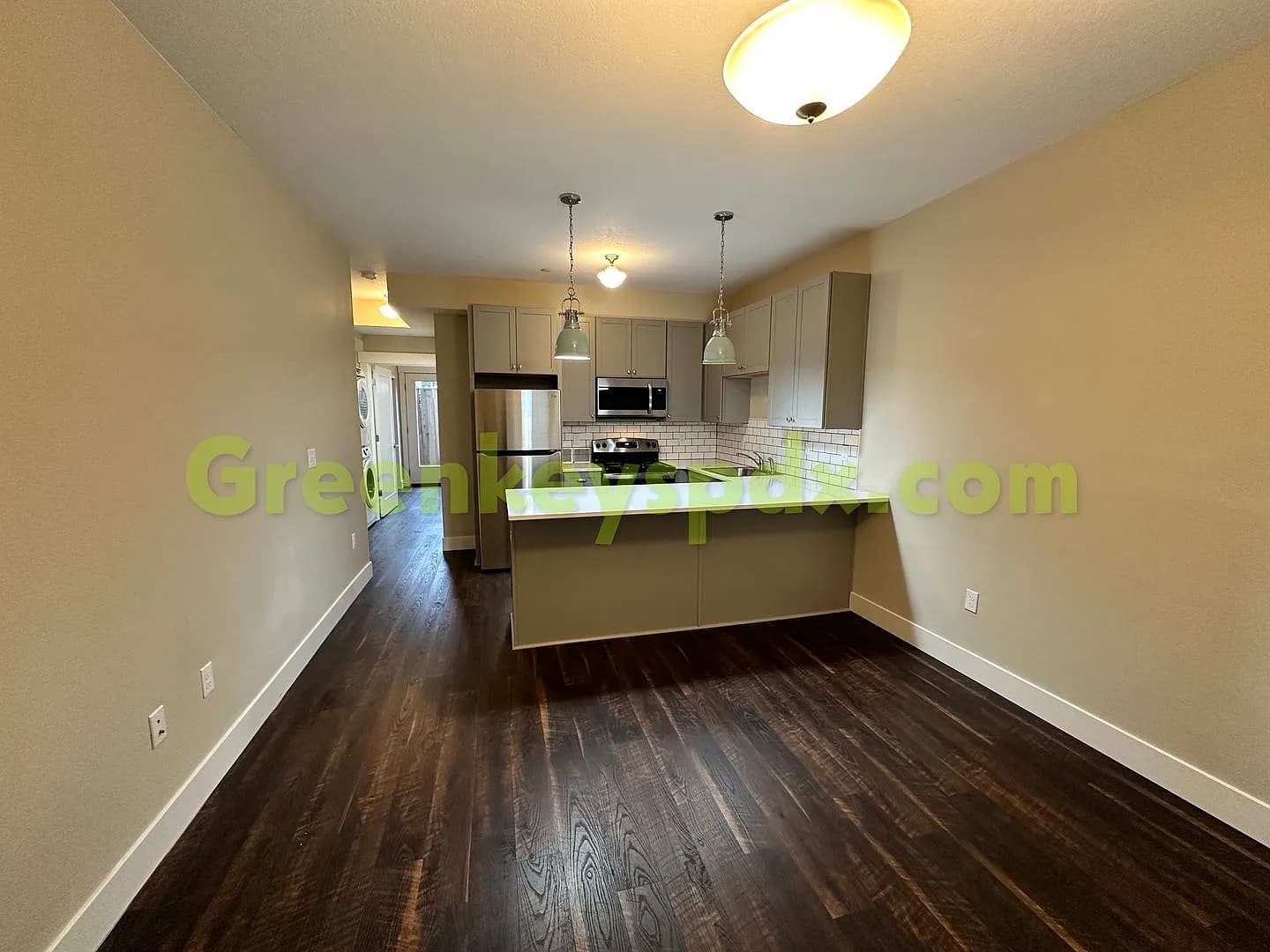 2015 NE 47th Ave #102 - Thumbnail 5