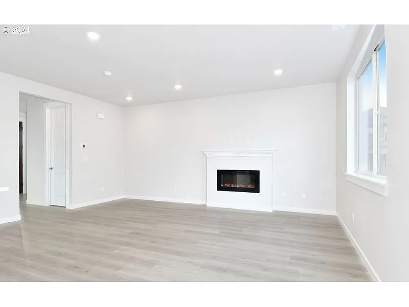 18995 SW Twin Peaks Ln - Thumbnail 6