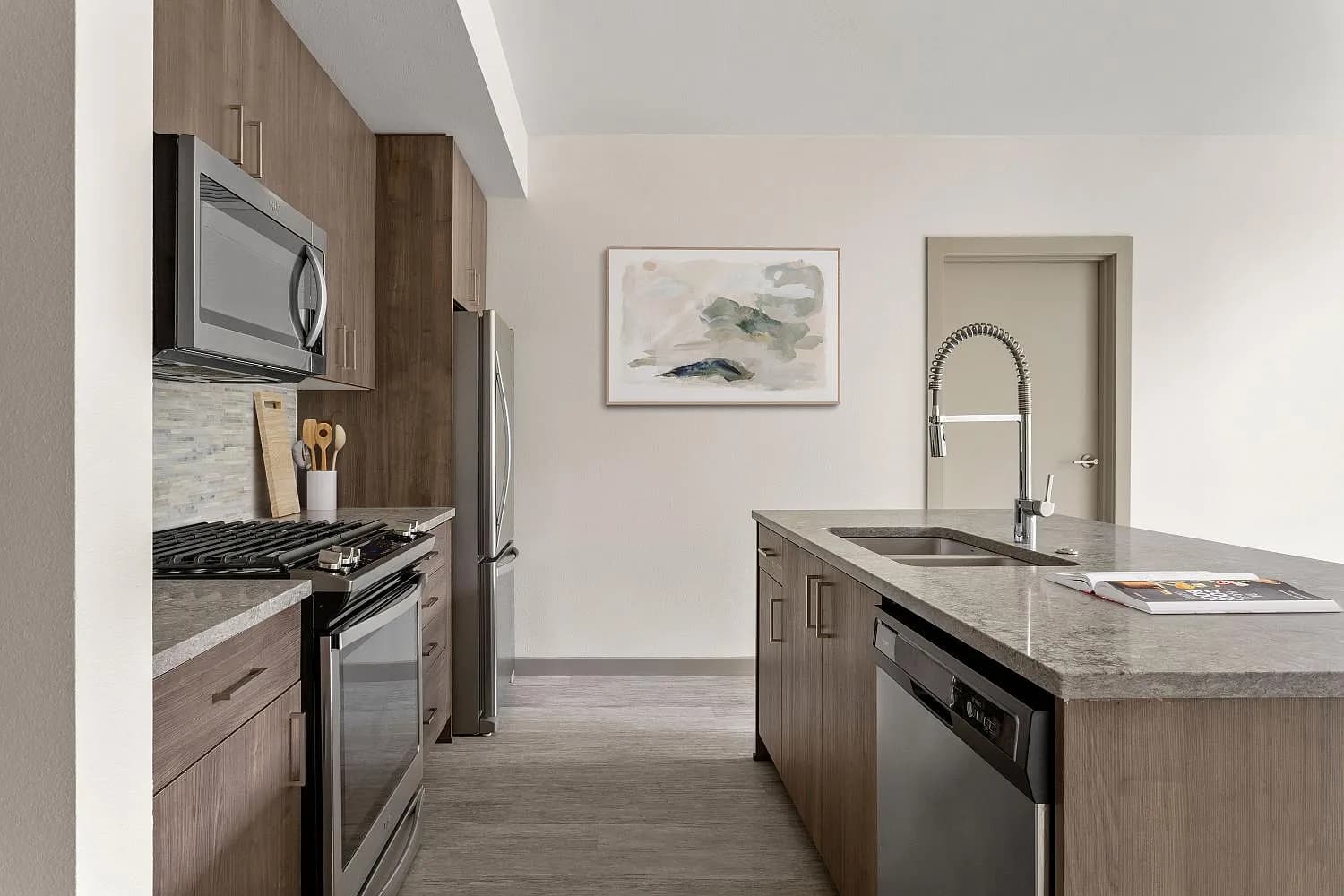 1411 NW Quimby St #215 - Thumbnail 4