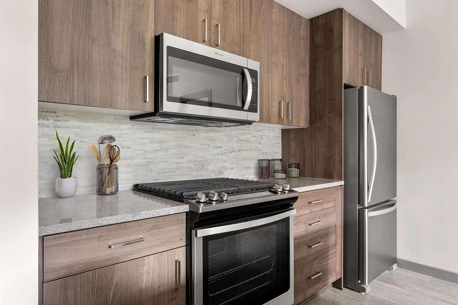 1411 NW Quimby St #215 - Thumbnail 3