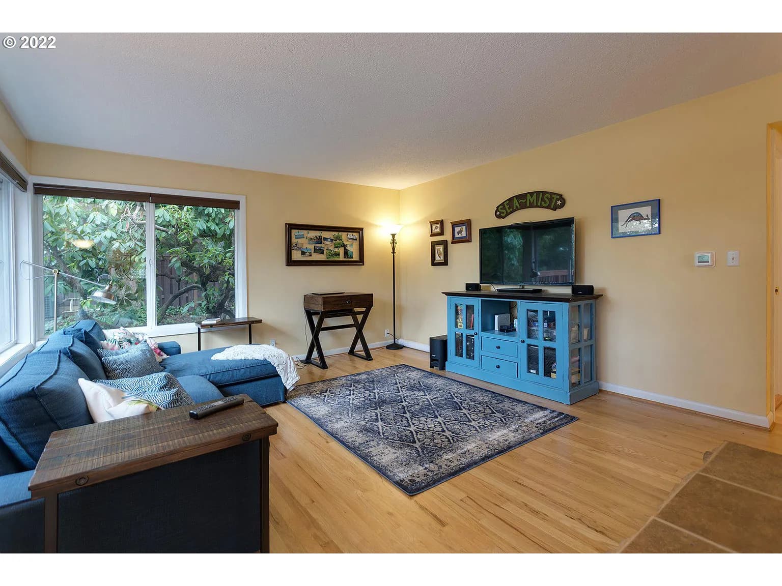 2163 Sylvan Way - Thumbnail 4