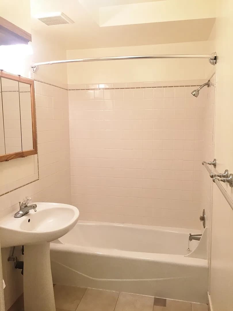 2120-2128 NE 12th Ave #2126 - Thumbnail 6