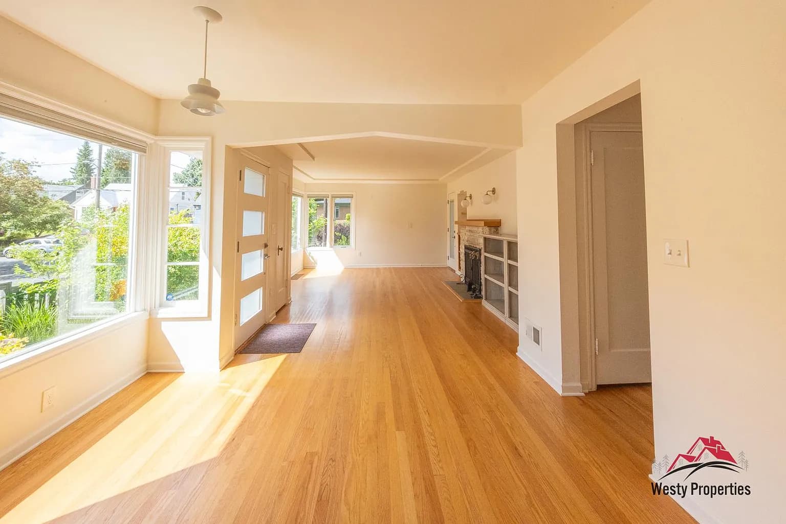 2910 SE 43rd Ave - Thumbnail 3