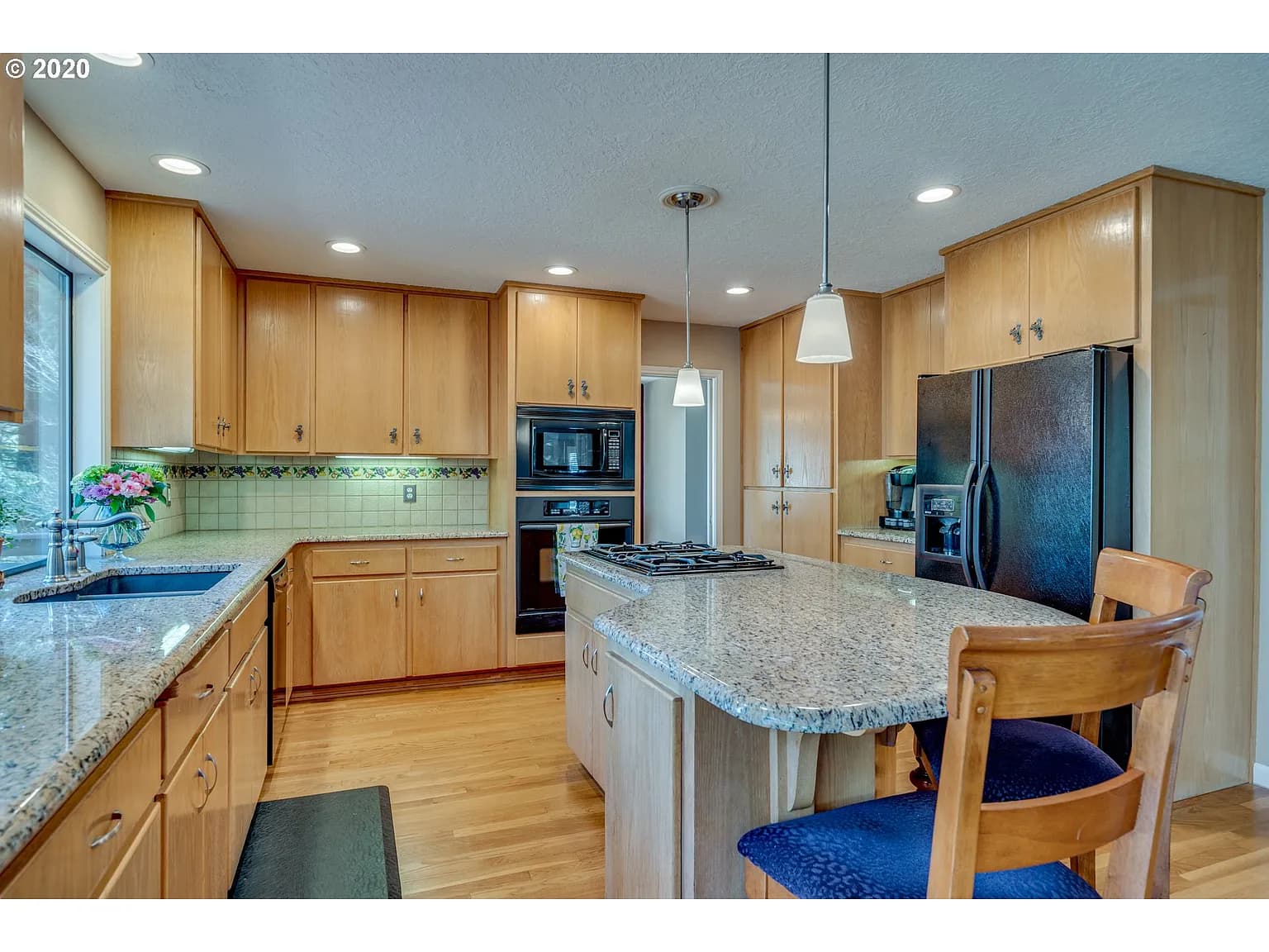 1319 Stonehaven Dr - Thumbnail 6