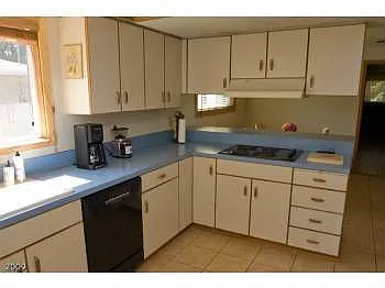 441 Marylhurst Dr - Thumbnail 2