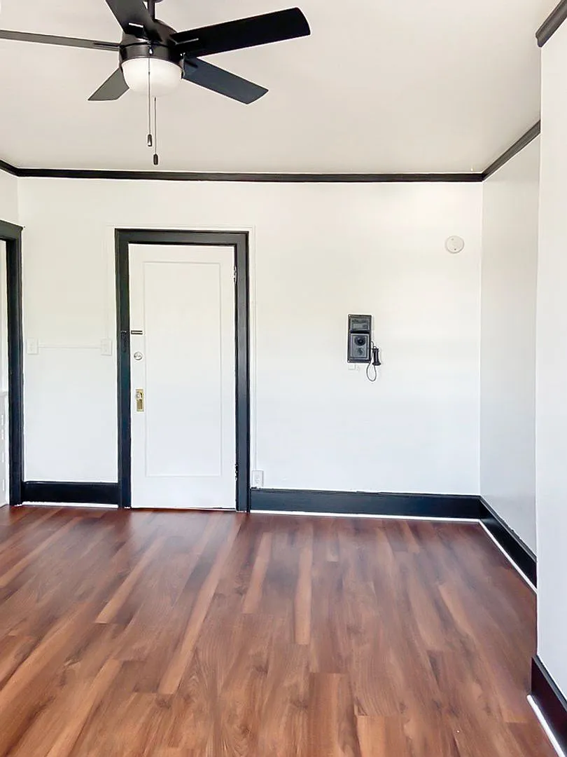 717 SE Morrison St APT 7 - Thumbnail 4