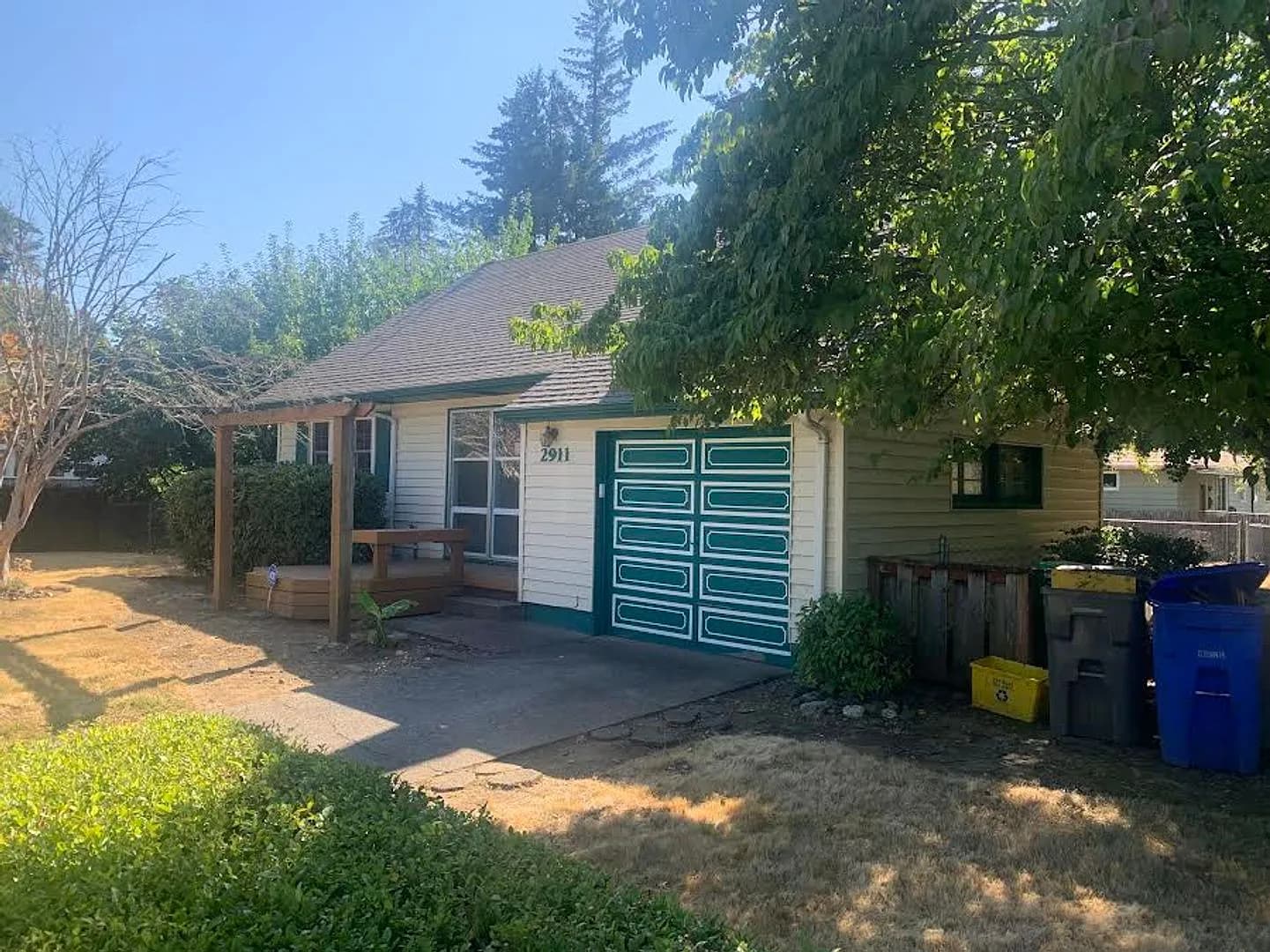 2911 SE 164th Ave - Thumbnail 3