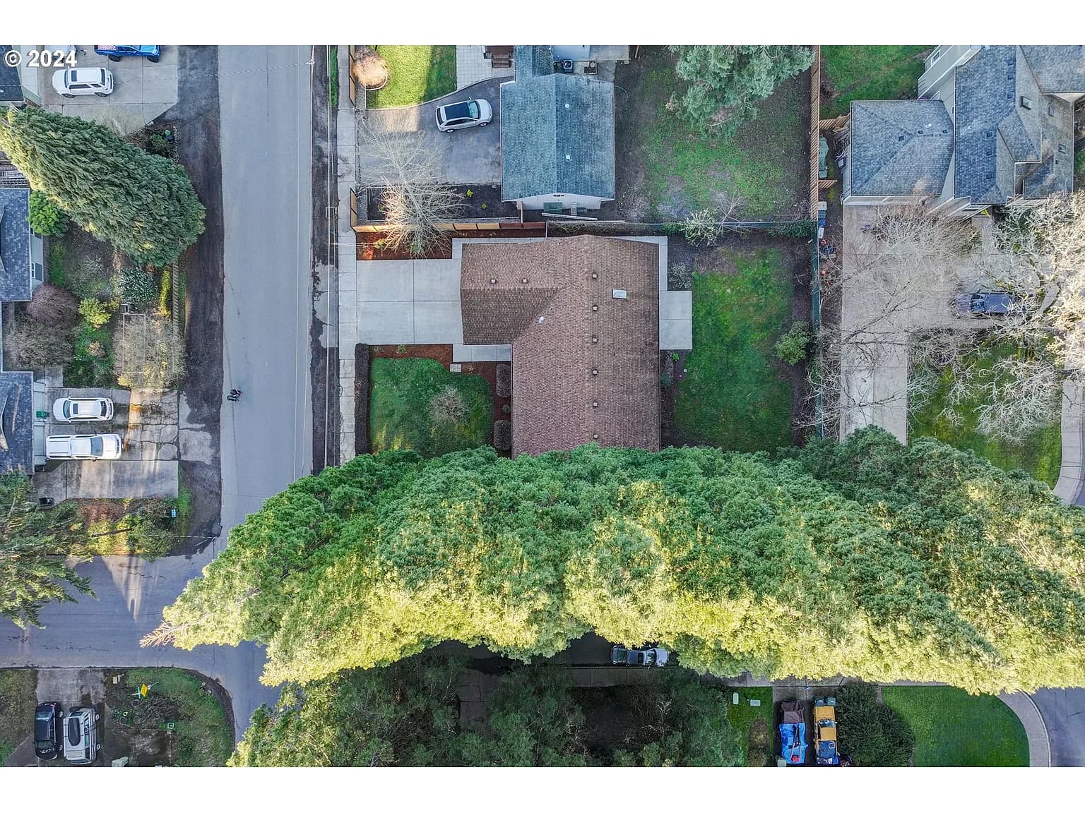 18333 Pheasant Ln - Thumbnail 3