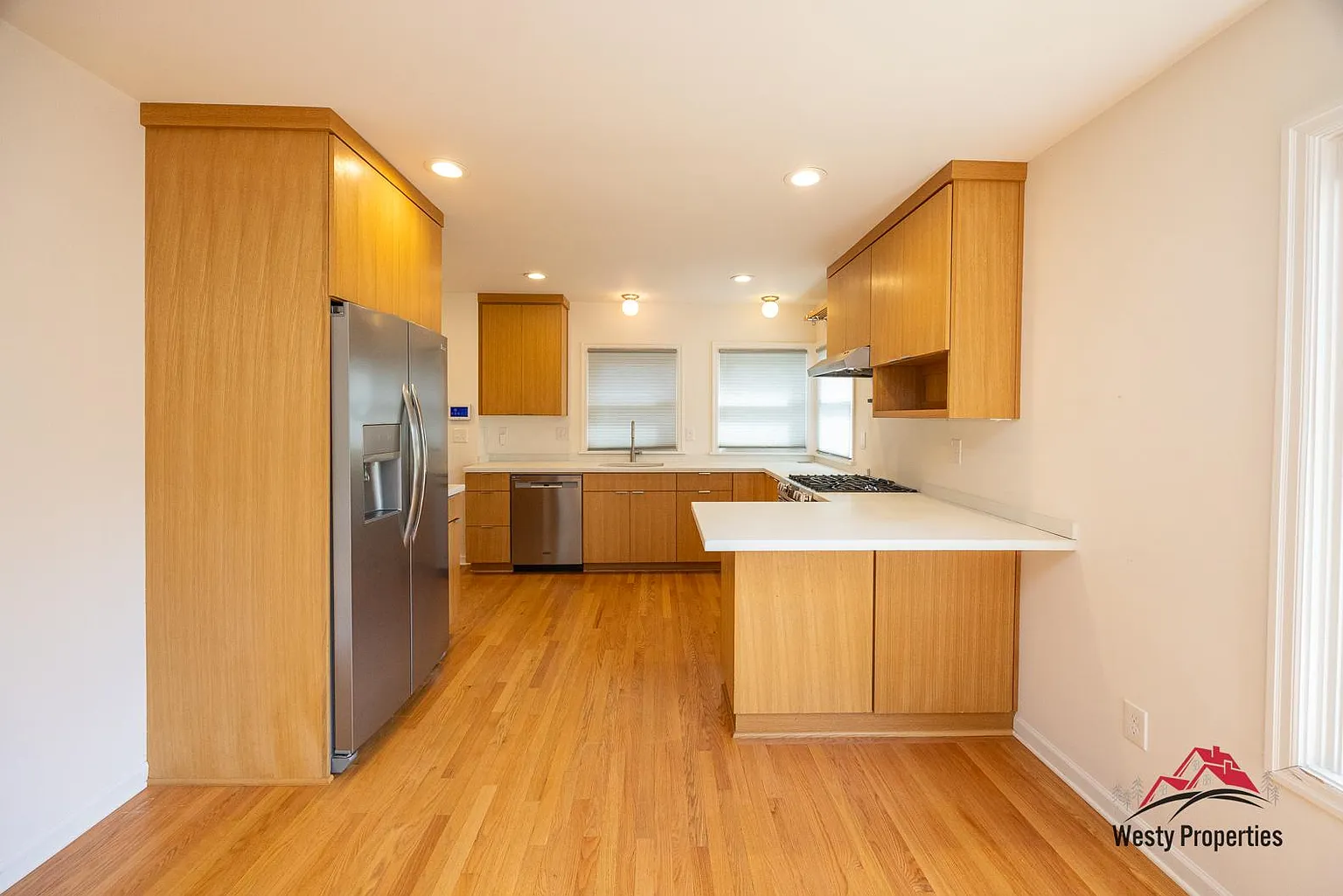 2910 SE 43rd Ave - Thumbnail 5