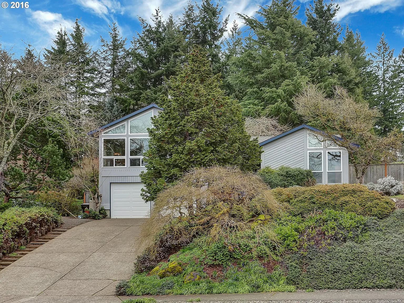 19598 Kapteyns St - Thumbnail 2