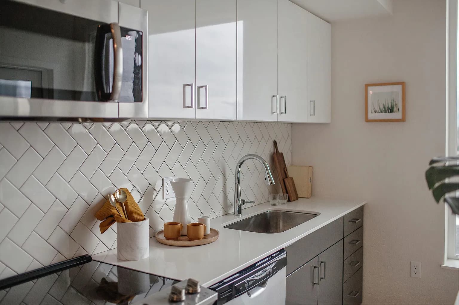 4242 NE Halsey St #1-302 - Thumbnail 4