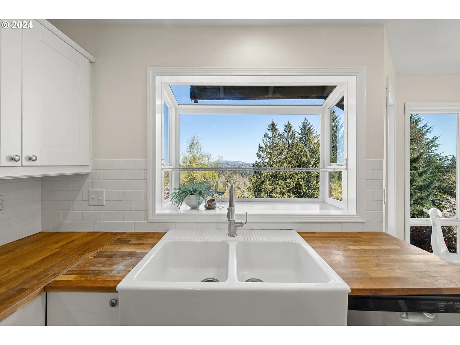 17765 Hillside Dr - Thumbnail 6