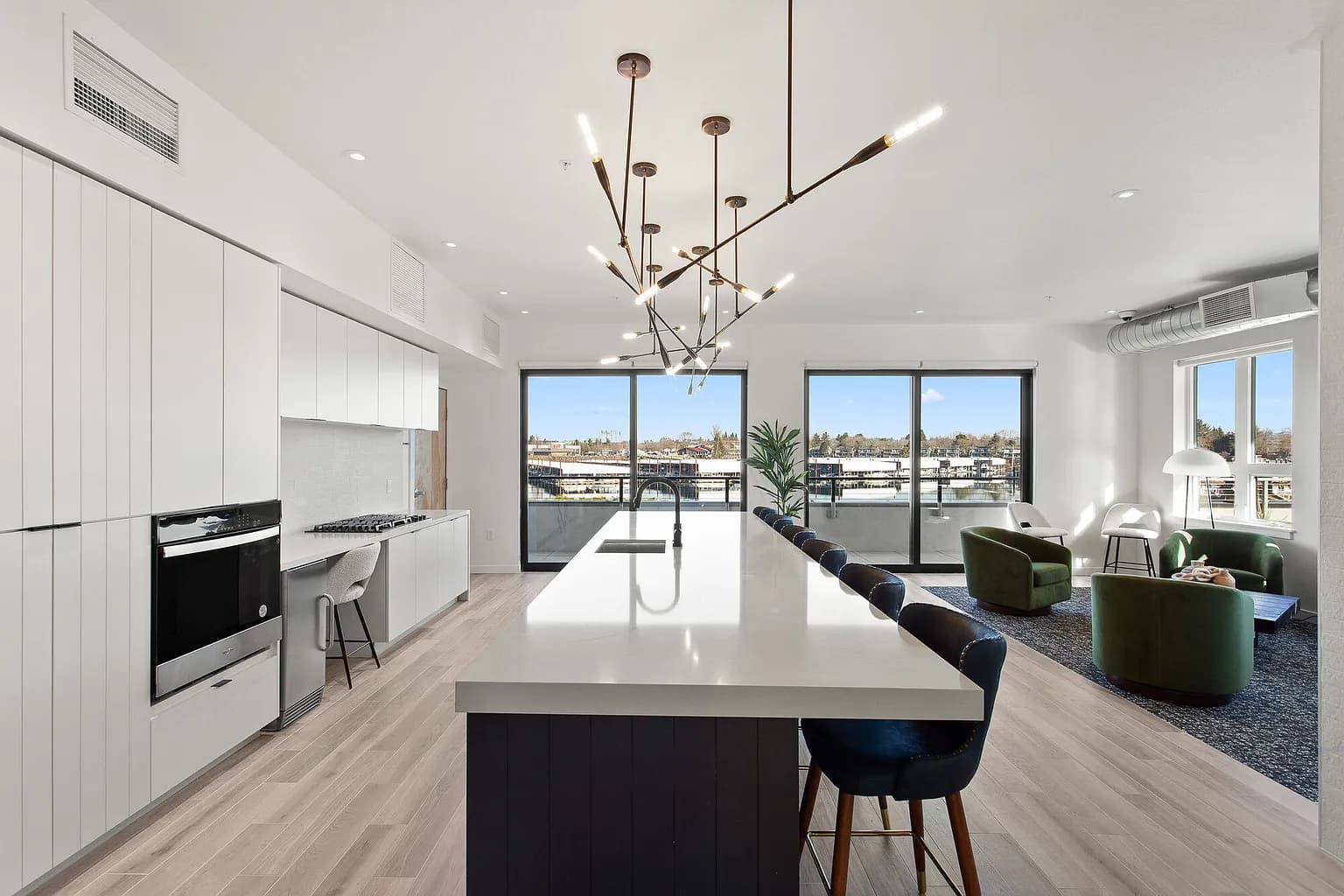 1245 N Anchor Way #413 - Thumbnail 4