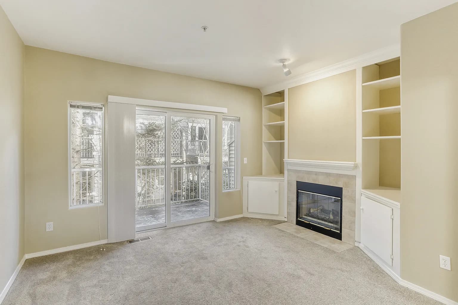 14120 SW Barrows Rd Unit 3 - Thumbnail 6