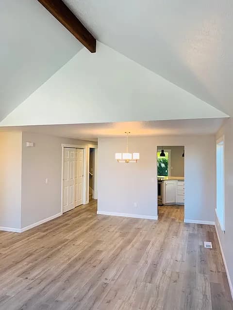 12310 SW North Dakota St - Thumbnail 4