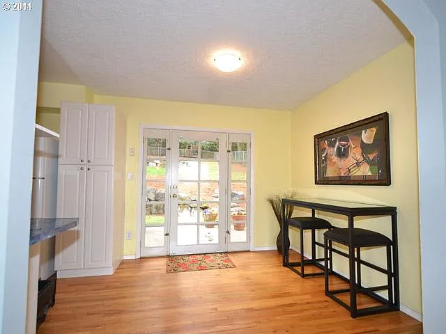 18318 Upper Midhill Dr - Thumbnail 6