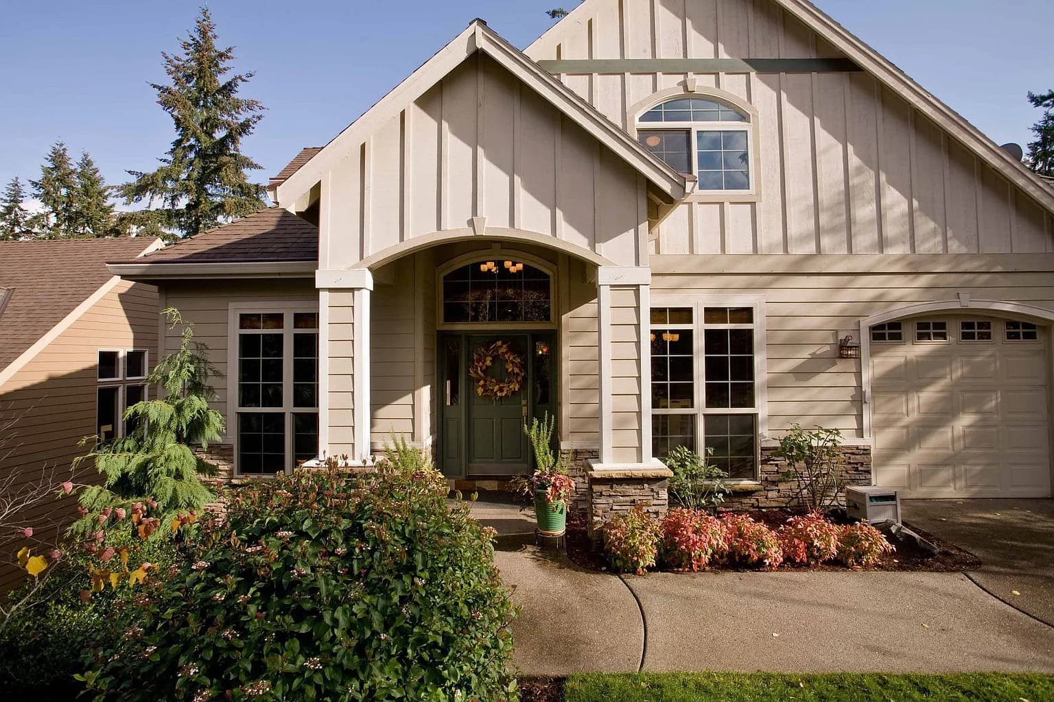 2173 Ridgebrook Dr - Thumbnail 2