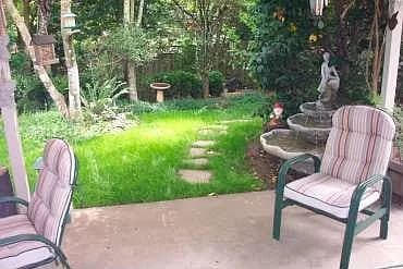 12040 SW Burlheights St - Thumbnail 2