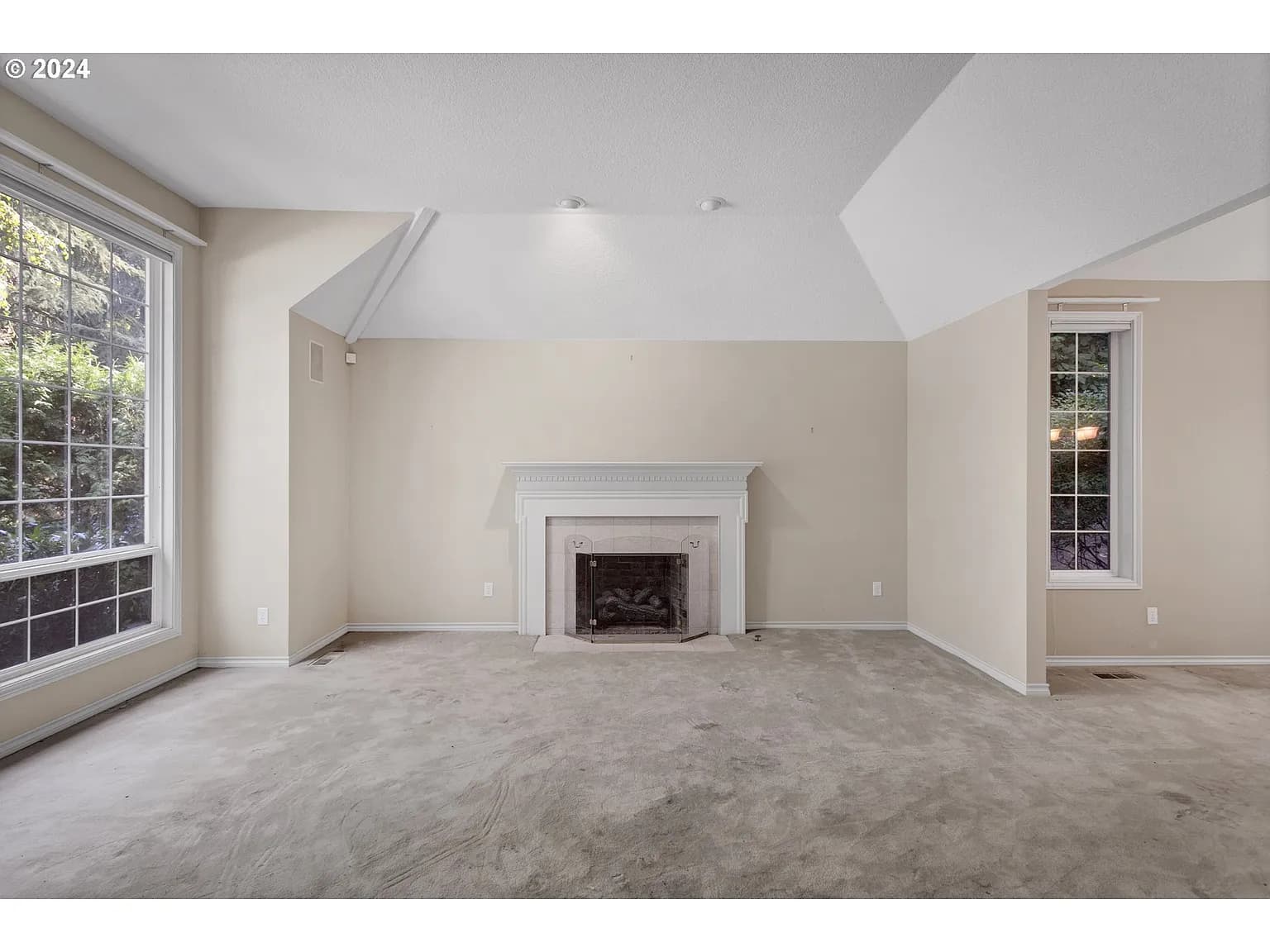 1208 Stonehaven Ct - Thumbnail 5