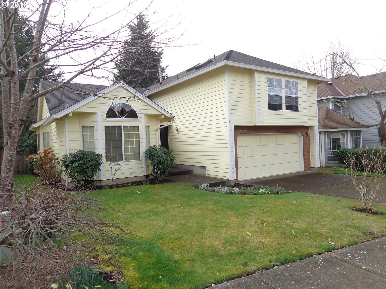 12348 SW Millview Ct - Thumbnail 2