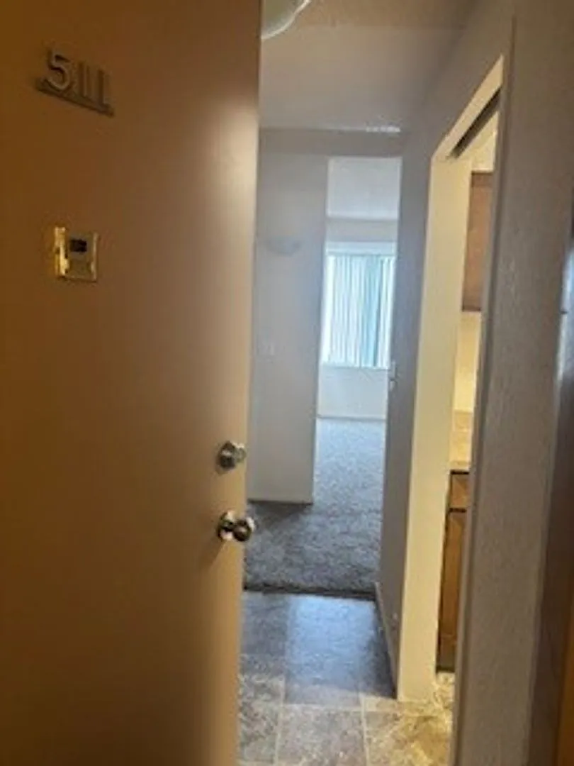 4265 NE Halsey St #511 - Thumbnail 2