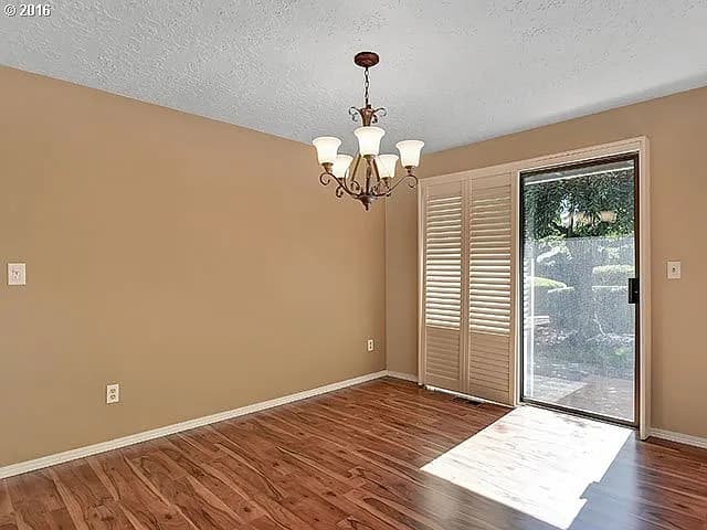 19160 Kapteyns St - Thumbnail 6