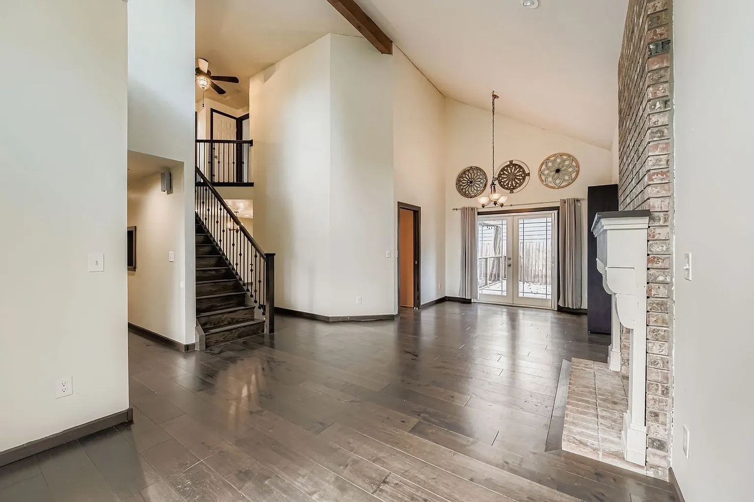 1687 SW 178th Ave - Thumbnail 5