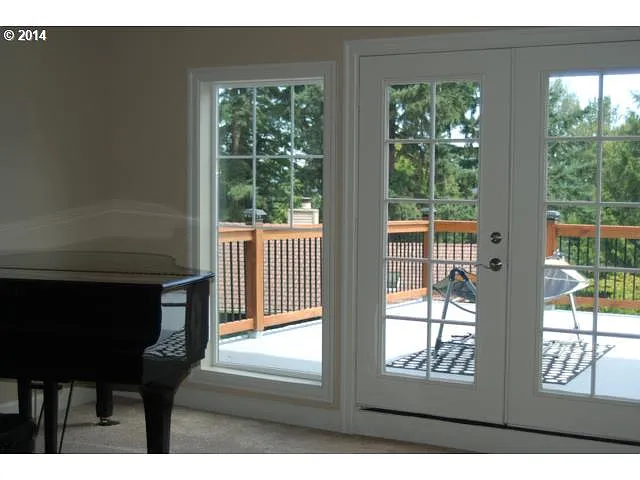 18136 Hillside Ct - Thumbnail 6