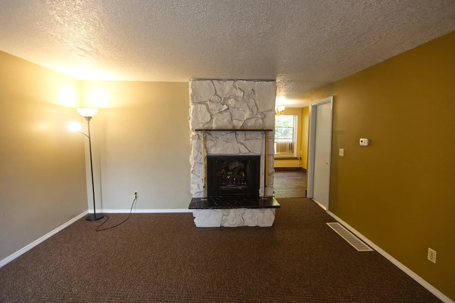 5 Erasmus St #5 - Thumbnail 3