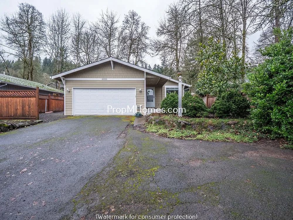 18335 Willamette Dr
