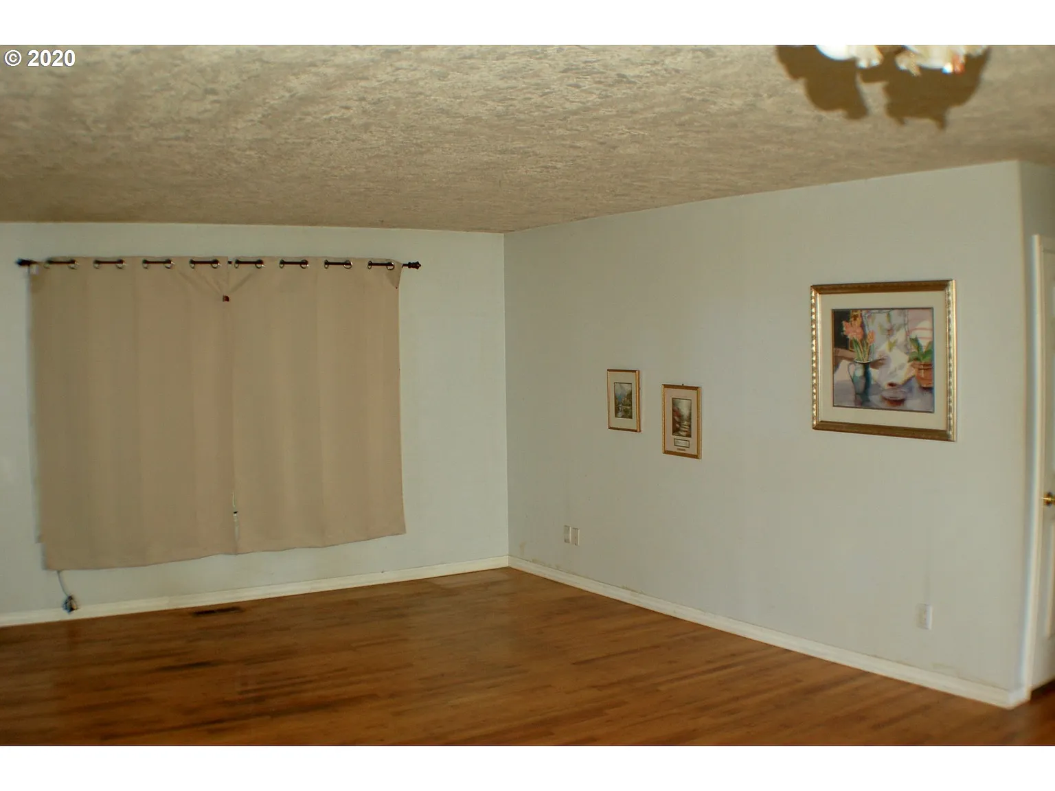 12280 SW Summer St - Thumbnail 4