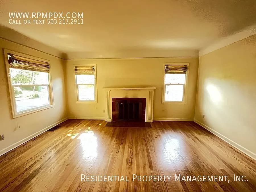 4435 SE Brooklyn St - Thumbnail 3